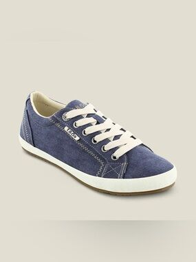 TAOS Shooting STAR SNEAKER - BLUE WASH canvas women’s size 9 lace up low tops